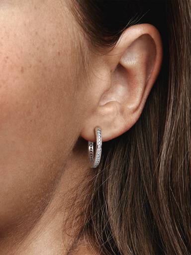 Boucles d'Oreilles Créoles Scintillement et Signature Pandora