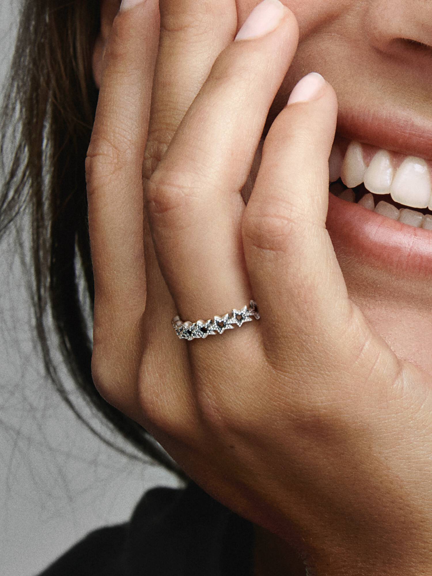 Bague Couronne d'Étoiles Asymétriques