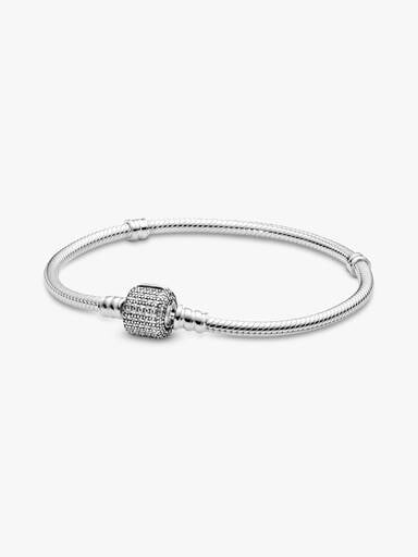 Bracelet Maille Serpent Fermoir Pavé Scintillant Pandora Moments