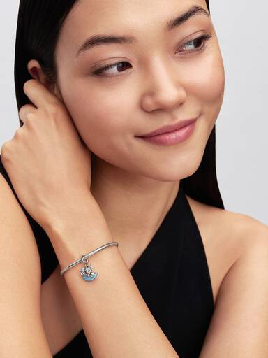 Charm Pendant Disney Stitch et Lune Luminescente